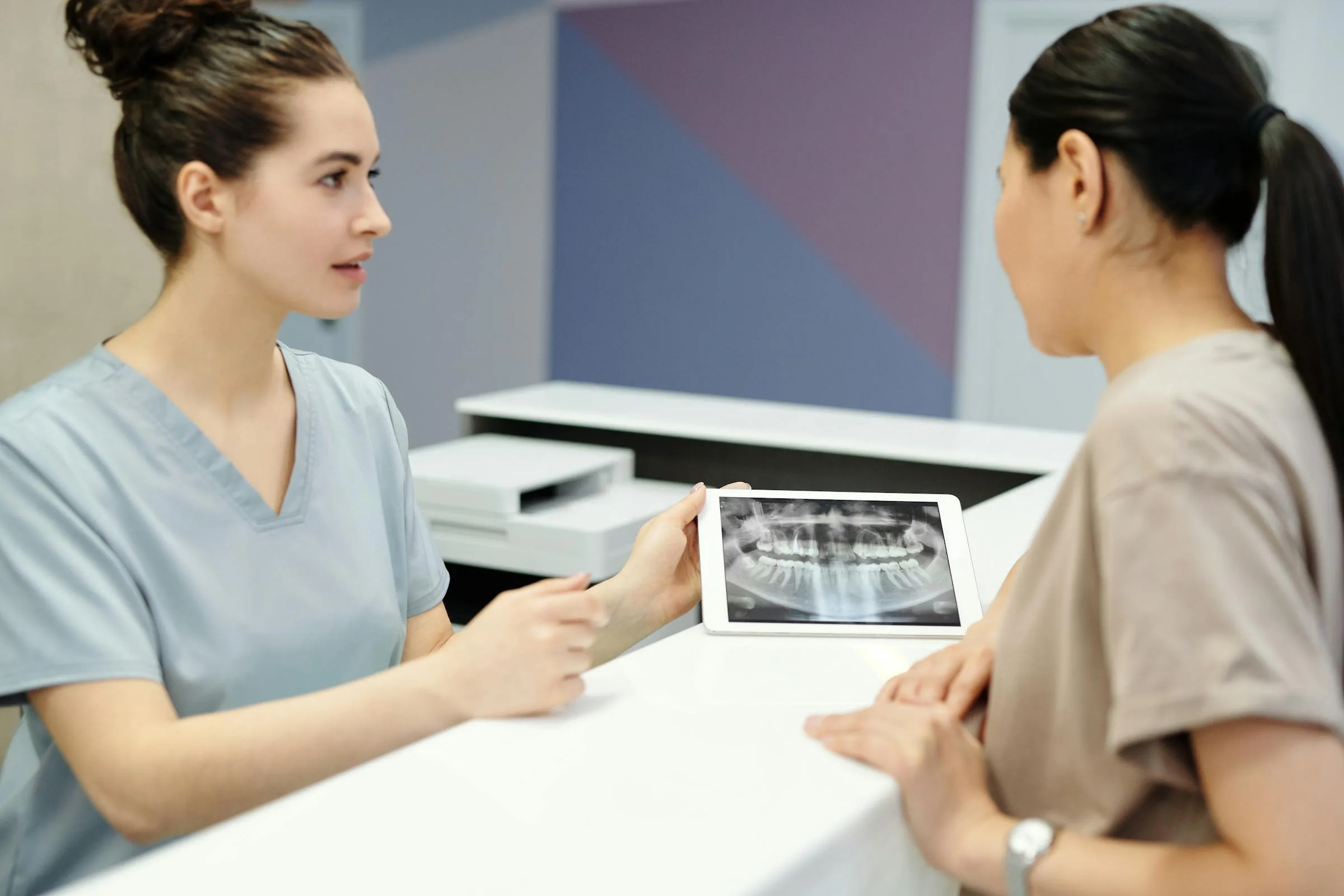 Dental implant X-ray consultation and assessment in Blackburn North